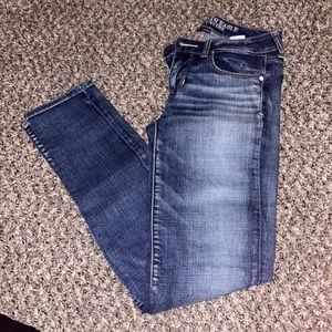 American Eagle Outfitters Super Stretch skinny jeans - size 4 long